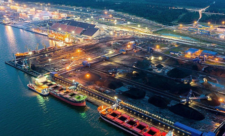 фото Динамические испытания грунтов сваями методом PDA «Газоперерабатывающий комплекс в составе Комплекса переработки этаносодержащего газа в районе поселка Усть-Луга ,Товарно-сырьевая база, Морской отгрузочный терминал»