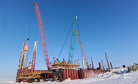 фото Испытания свайного основания объекта: «Грузовой причал. Строительство морского угольного терминала на базе Сырадасайского месторождения»